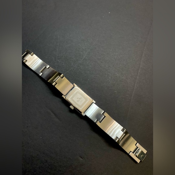 Lucien Piccard watch with mother of pearl and white stones - Picture 6 of 9